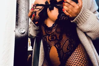 SEXY😱SLIM PETITE BIg🥵 TITTS & TIGHT PUSSY 🤑🔥 500$ OVER NIGHTS ONLY. CALL FOR SUMMER 📲🫦 (;: NO P BARE NO GFE ANAl ✌🏽😘) INS / OUTS ‼ Sweet loving vibe let’s talk🥹 - Image 3