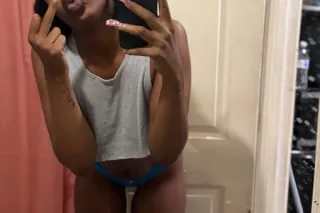 Honey is back full time come see me today for a special - Image 6