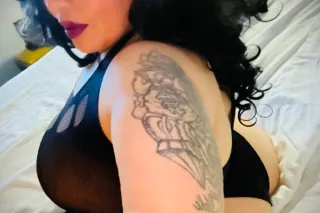 Big Butt Latina Cougar Special O V 70$ - Image 3