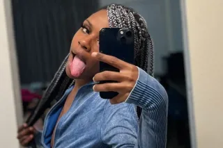 4'8 Slim Petite Beauty 💦🍑QV OUTCALL SPECIALS 💋 - Image 1