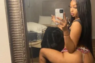 💕Your Wettest And Wildest Fantasy👅 Blue Eye Dominican Goddess🥂 - Image 6