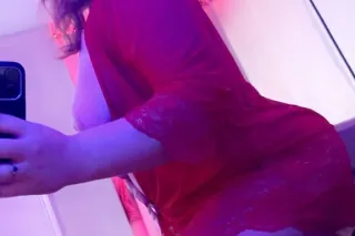 WANNA HAVE FUN 👀 COME SEE THE BEST in THE GAME ✨😘 - Image 1